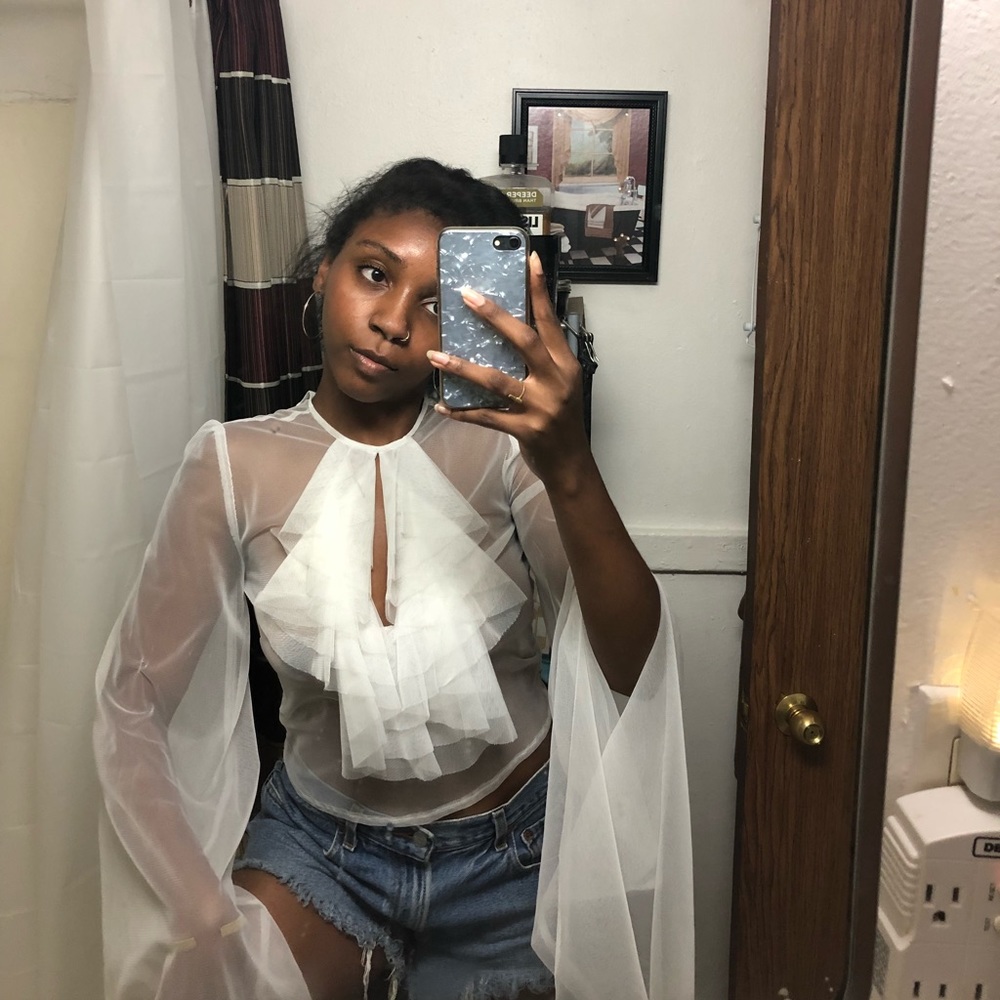 Meet your Posher, Niambi